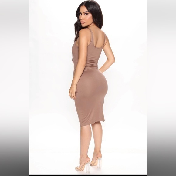Almost Famous Bodycon  Midi Dress - Brown size Large‎ RefFNB - Picture 5 of 9